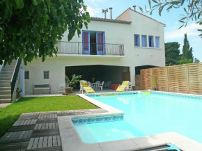 house with private swimming pool close to Narbonne